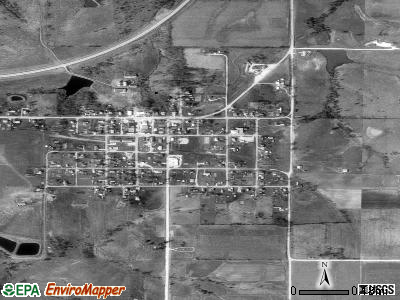 Cantril satellite photo by USGS