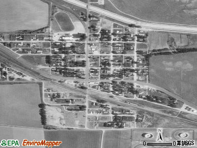 Fort Laramie satellite photo by USGS