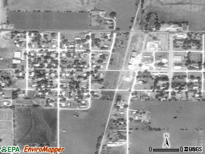 Woodbine satellite photo by USGS
