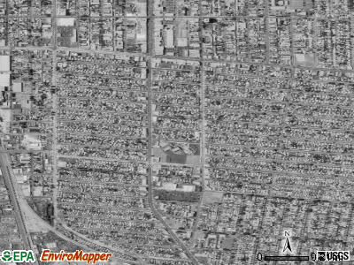 Walnut Park satellite photo by USGS