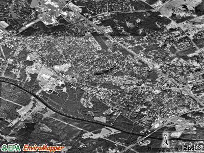 Seven Oaks satellite photo by USGS