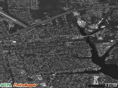 Mastic satellite photo by USGS