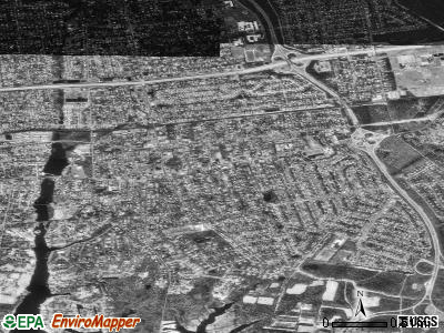 East Islip satellite photo by USGS