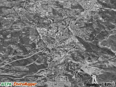 Auburn satellite photo by USGS