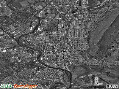 Reading satellite photo by USGS