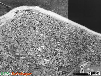 Berkley satellite photo by USGS