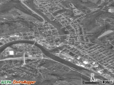 Warren satellite photo by USGS