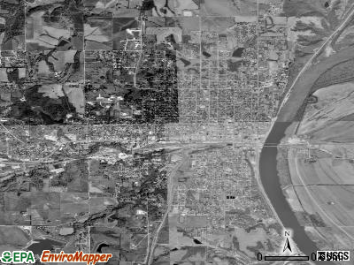 Atchison satellite photo by USGS