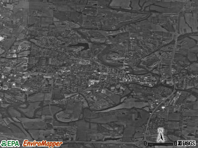 Shelbyville satellite photo by USGS