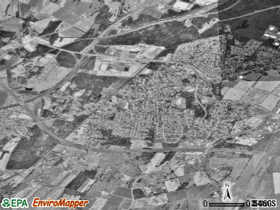 Halfway satellite photo by USGS