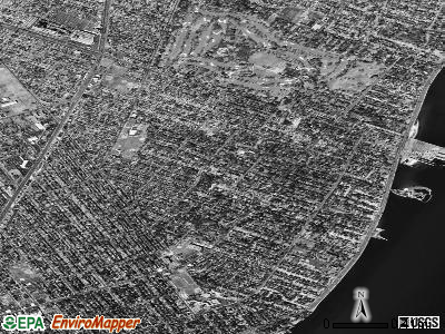 Grosse Pointe Farms satellite photo by USGS