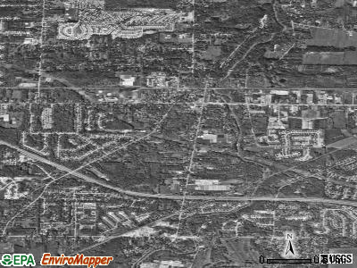 Olmsted Falls satellite photo by USGS