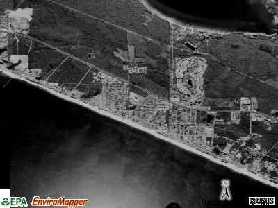 Commerce satellite photo by USGS