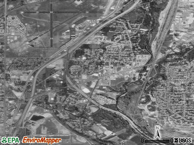 Riverdale satellite photo by USGS