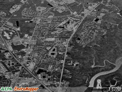 Country Club Estates satellite photo by USGS