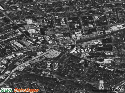 Great Neck Plaza satellite photo by USGS