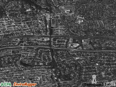 Roslyn Heights satellite photo by USGS