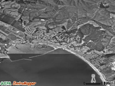 El Granada satellite photo by USGS