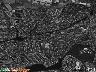South Valley Stream satellite photo by USGS