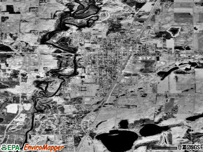 Cambridge satellite photo by USGS