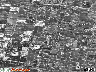 Doffing satellite photo by USGS