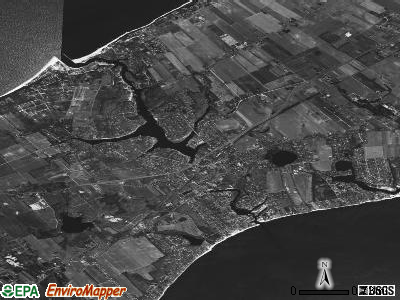 Mattituck satellite photo by USGS