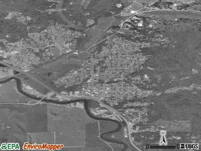 Coquille satellite photo by USGS