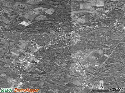 Bowling Green satellite photo by USGS