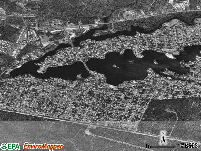 Country Lake Estates satellite photo by USGS