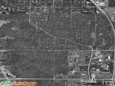 Riverwoods satellite photo by USGS