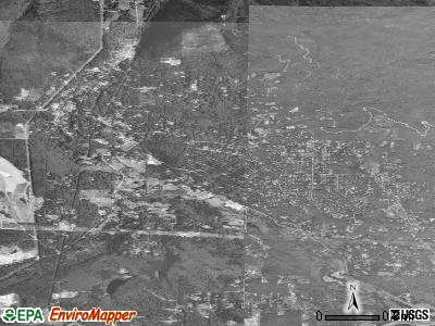 Mirrormont satellite photo by USGS