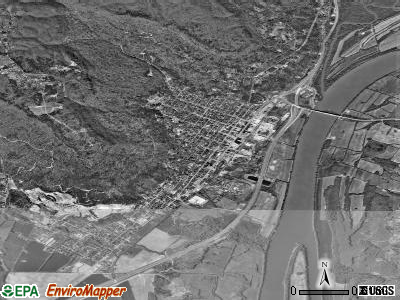 South Pittsburg satellite photo by USGS