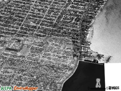 Grosse Pointe Shores satellite photo by USGS