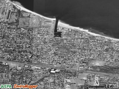 Leonardo satellite photo by USGS