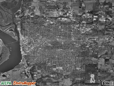 Quincy satellite photo by USGS