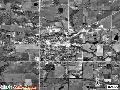 Tonganoxie satellite photo by USGS