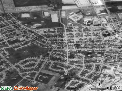 Midway satellite photo by USGS