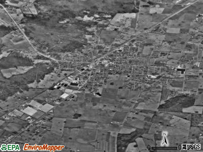 Horse Cave satellite photo by USGS