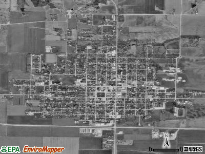 Kahoka satellite photo by USGS