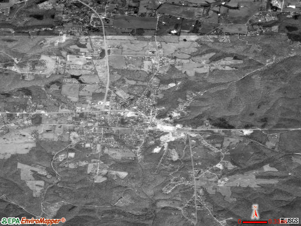 White Bluff satellite photo by USGS 