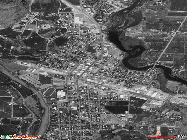 Oroville satellite photo by USGS 