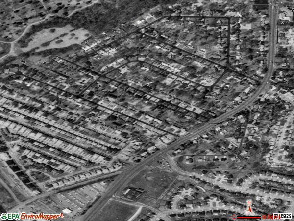 Lakeshire satellite photo by USGS 