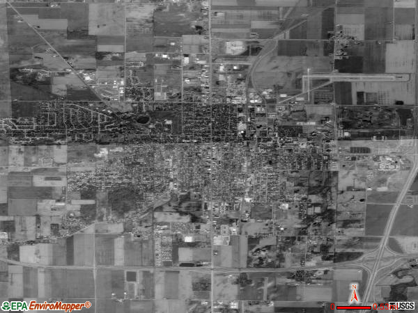 Bowling Green satellite photo by USGS