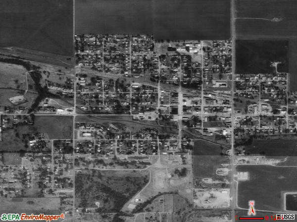 Maysville satellite photo by USGS 