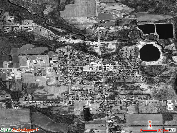 Memphis satellite photo by USGS 