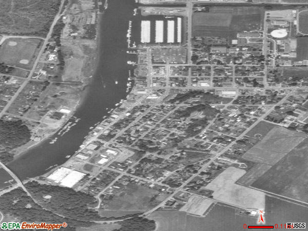 La Conner satellite photo by USGS 