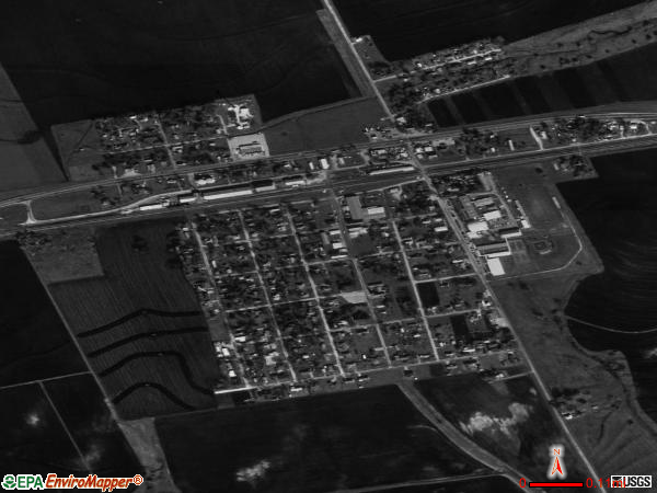 Thrall satellite photo by USGS 