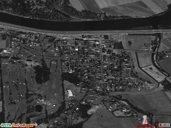 Nichols satellite photo by USGS 