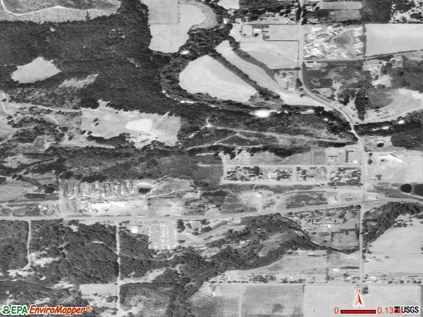 Grand Ronde satellite photo by USGS 