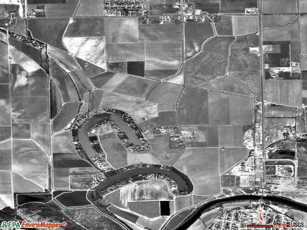 Progreso Lakes satellite photo by USGS 